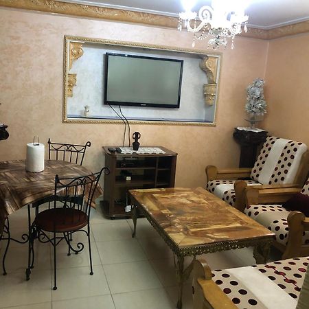 شقة توجد وسط مدينة طنجة و تتوفر على كامل التجهيزات الضرورية خاصةبالعائلات Экстерьер фото